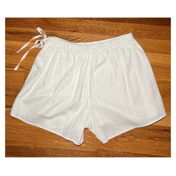 Women’s Old Navy High-Waisted Wrap-Front Mini Skort | White | Size Medium - Picture 6 of 11